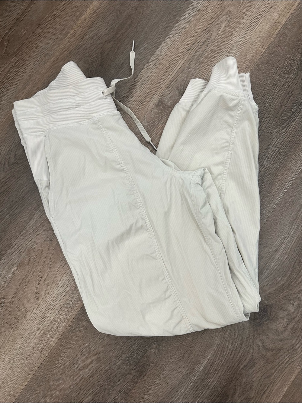 lululemon Cream dance studio Joggers